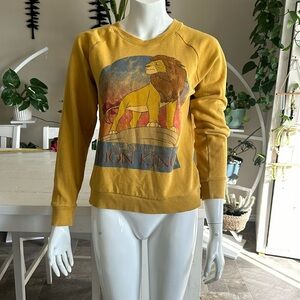 Vintage Disney lion King graphic sweatshirt, mustard, color, size M